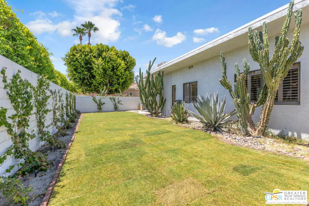 12 Santa Clara Drive, Rancho Mirage, California 92270 home-pic-30